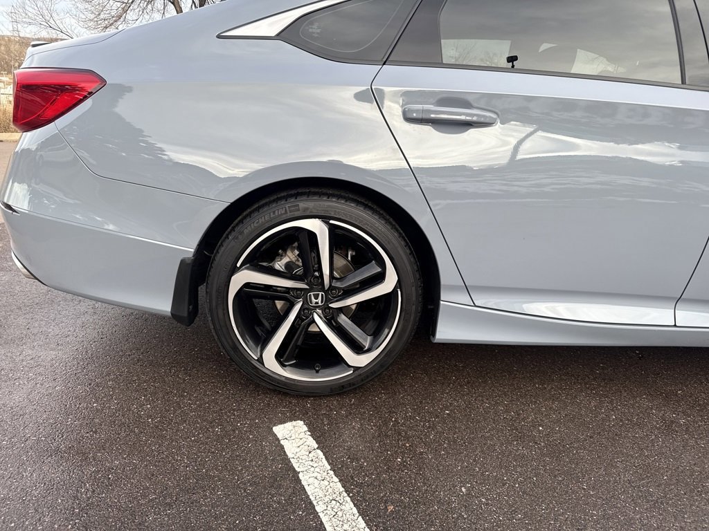 Used 2022 Honda Accord Sport image 32