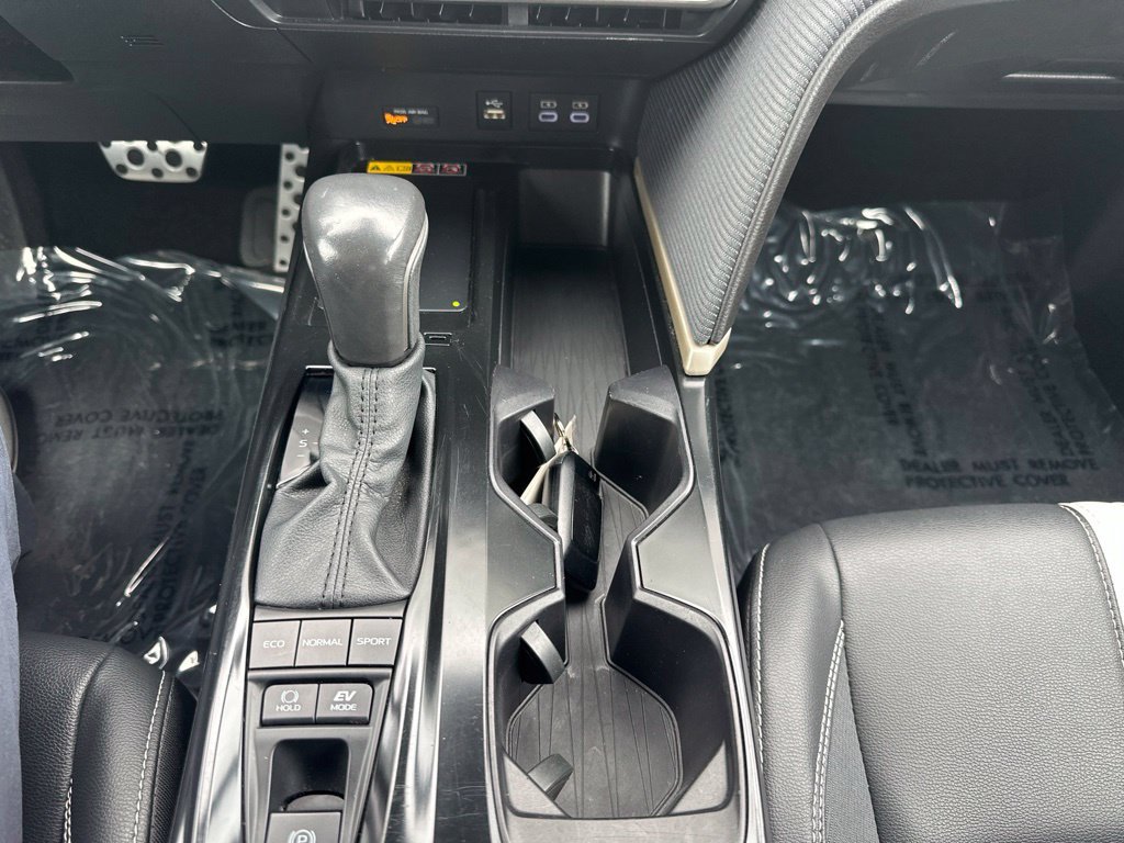 Used 2025 Toyota Camry SE FWD image 46