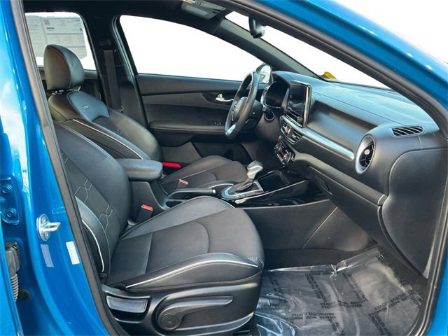 Used 2023 Kia Forte GT-Line image 19