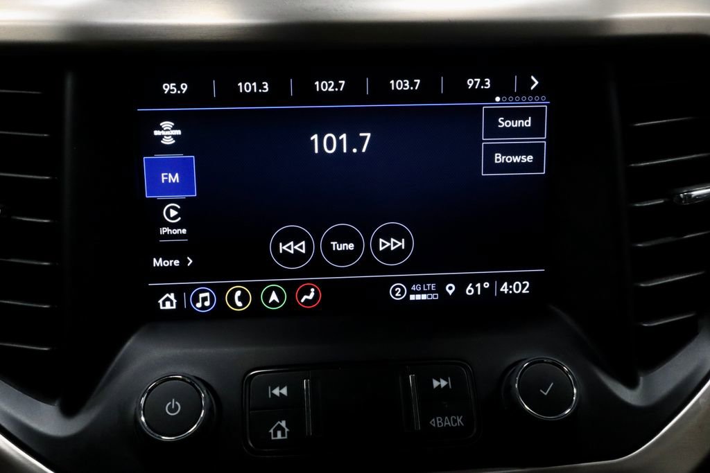 Used 2023 GMC Acadia Denali w/ Denali Ultimate Package AWD/4WD image 3