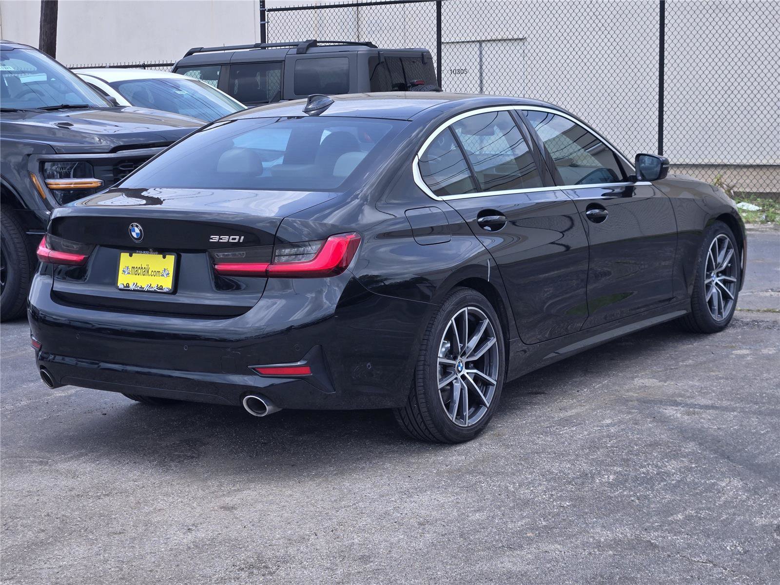 Used 2021 BMW 330i Sedan w/ Premium Package RWD image 8