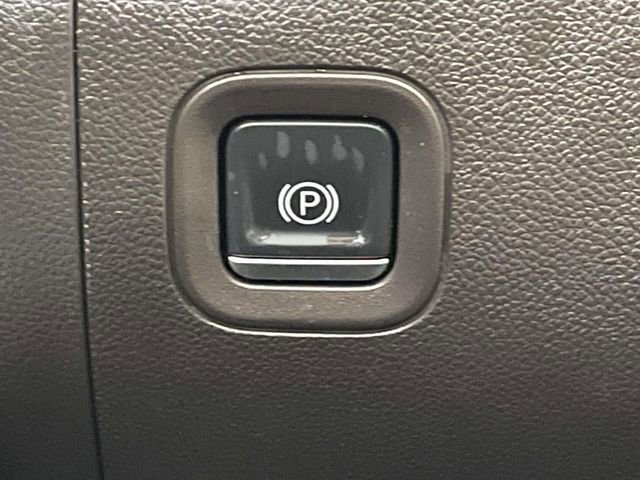 Used 2022 GMC Sierra 3500 Denali w/ Denali Ultimate Package image 15