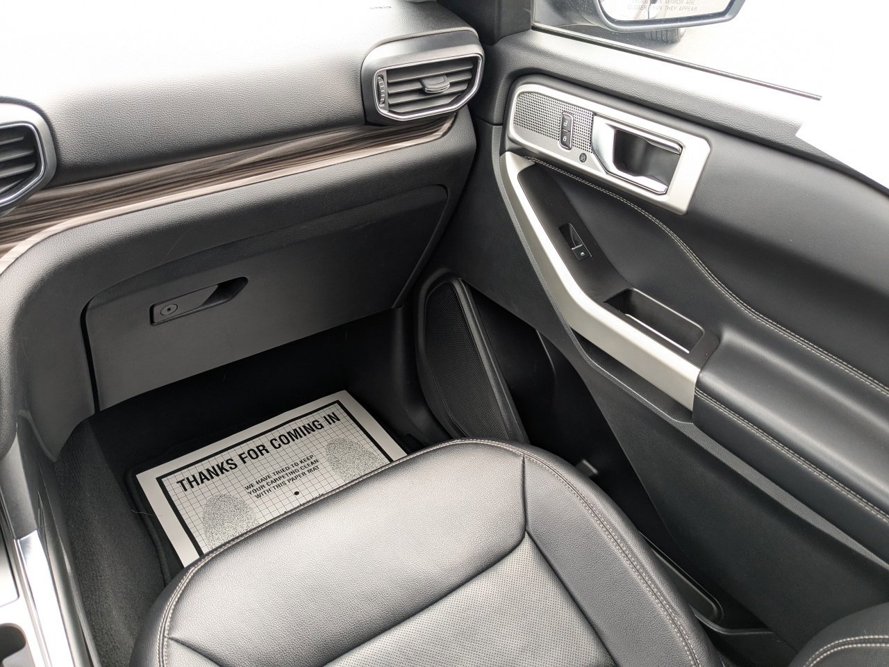 Certified 2021 Ford Explorer Limited w/ Equipment Group 301A image 22