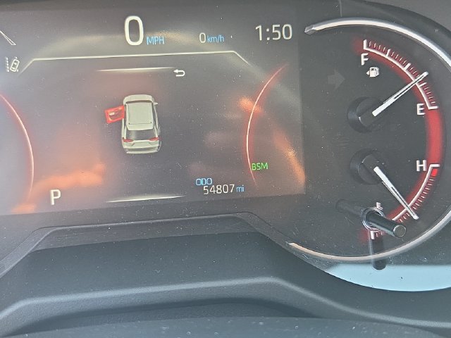 Used 2024 Toyota RAV4 XLE FWD image 13