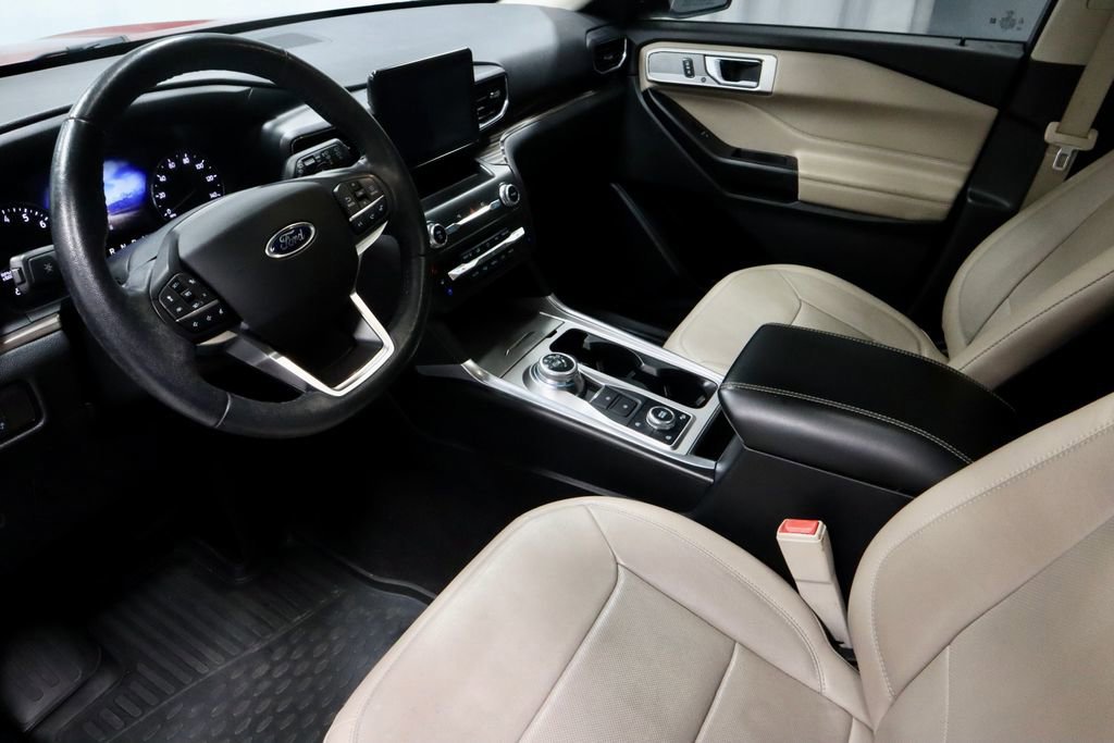 Certified 2020 Ford Explorer Limited w/ Class III Trailer Tow Package AWD/4WD image 26