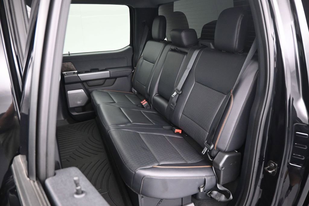Certified 2025 Ford F350 Lariat w/ Black Appearance Package AWD/4WD image 12