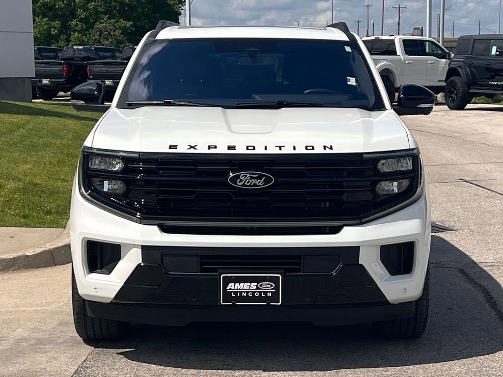 Certified 2025 Ford Expedition Max Platinum w/ Stealth Appearance Package AWD/4WD image 8