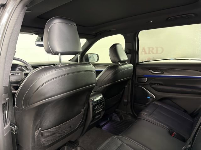 Used 2022 Jeep Grand Cherokee L Overland AWD/4WD image 14