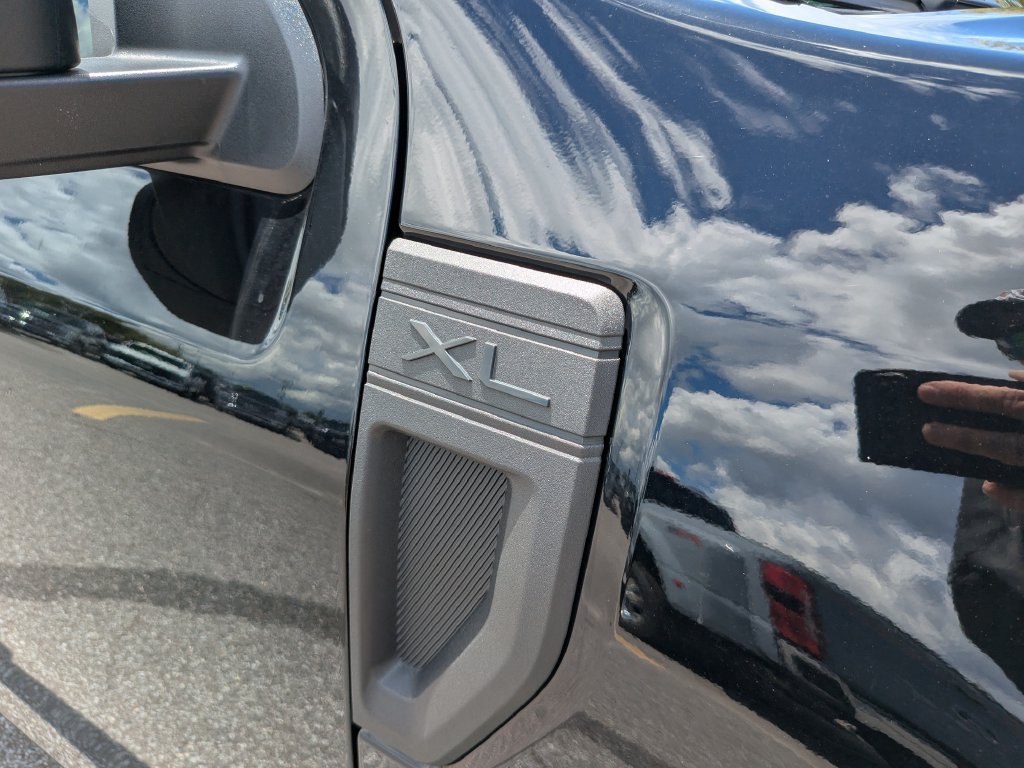 Certified 2024 Ford Maverick XL FWD image 9
