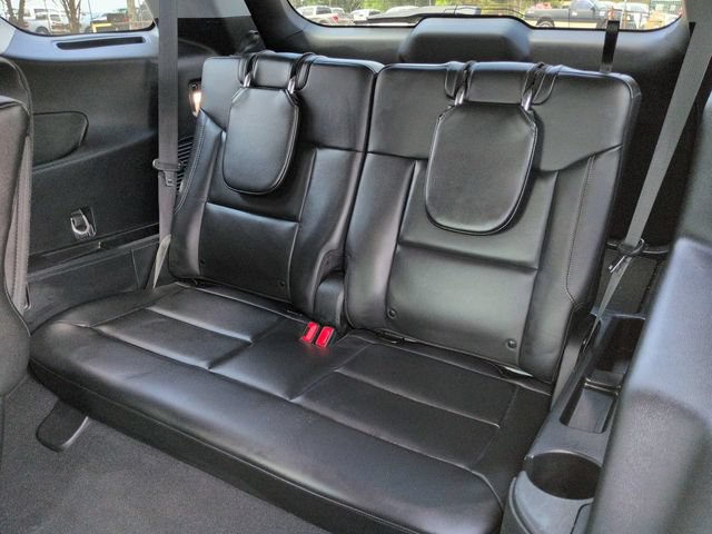Certified 2023 Ford Explorer XLT w/ Equipment Group 202A RWD image 16