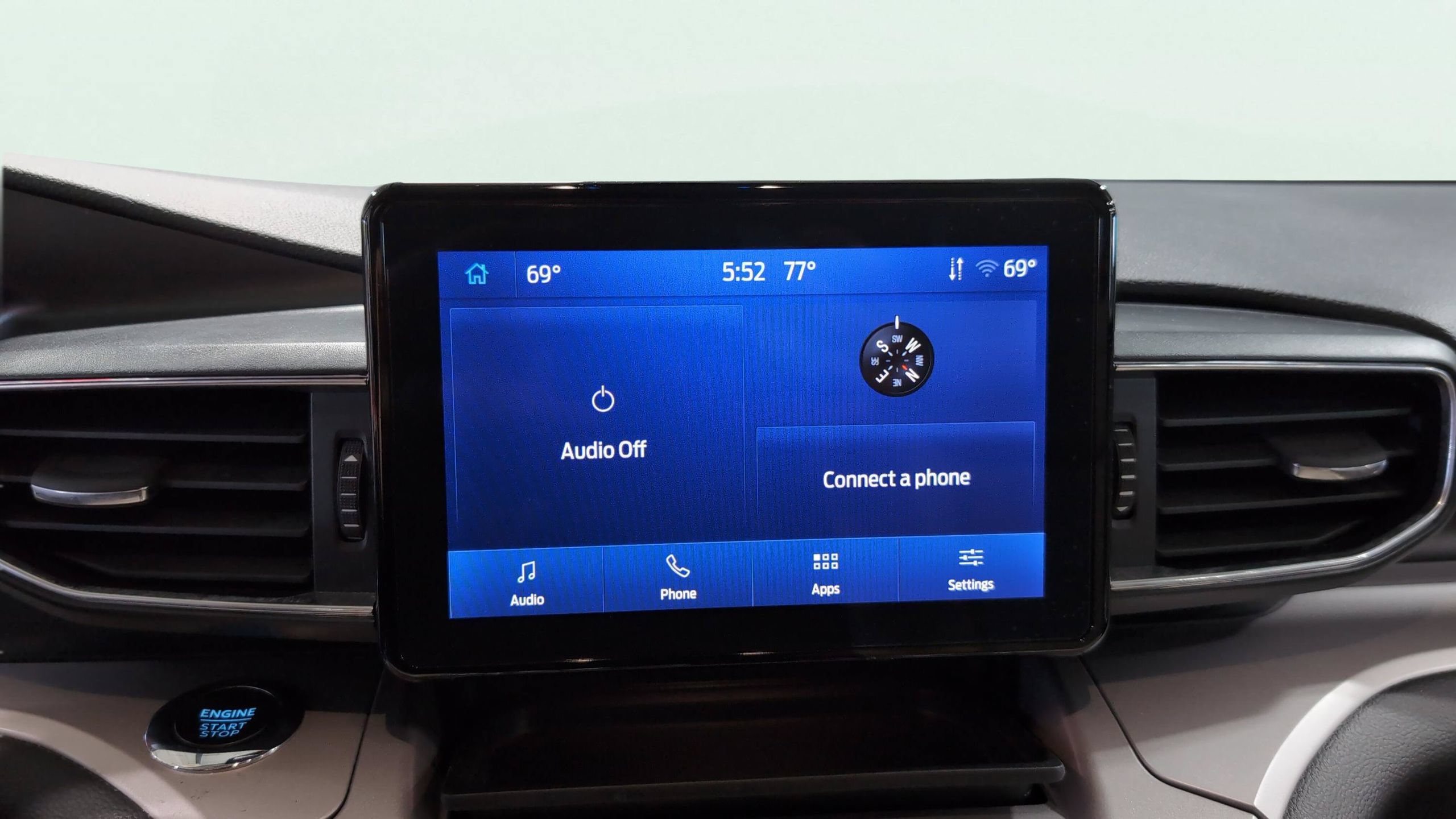 Certified 2023 Ford Explorer XLT w/ Equipment Group 202A AWD/4WD image 23