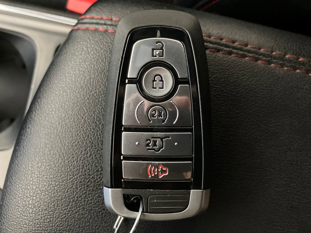 Certified 2022 Ford Edge ST-Line image 32