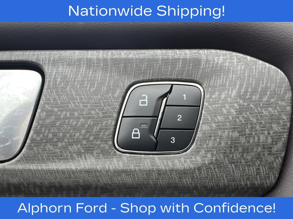 Certified 2025 Ford Explorer Platinum w/ LUX Leather Package AWD/4WD image 12