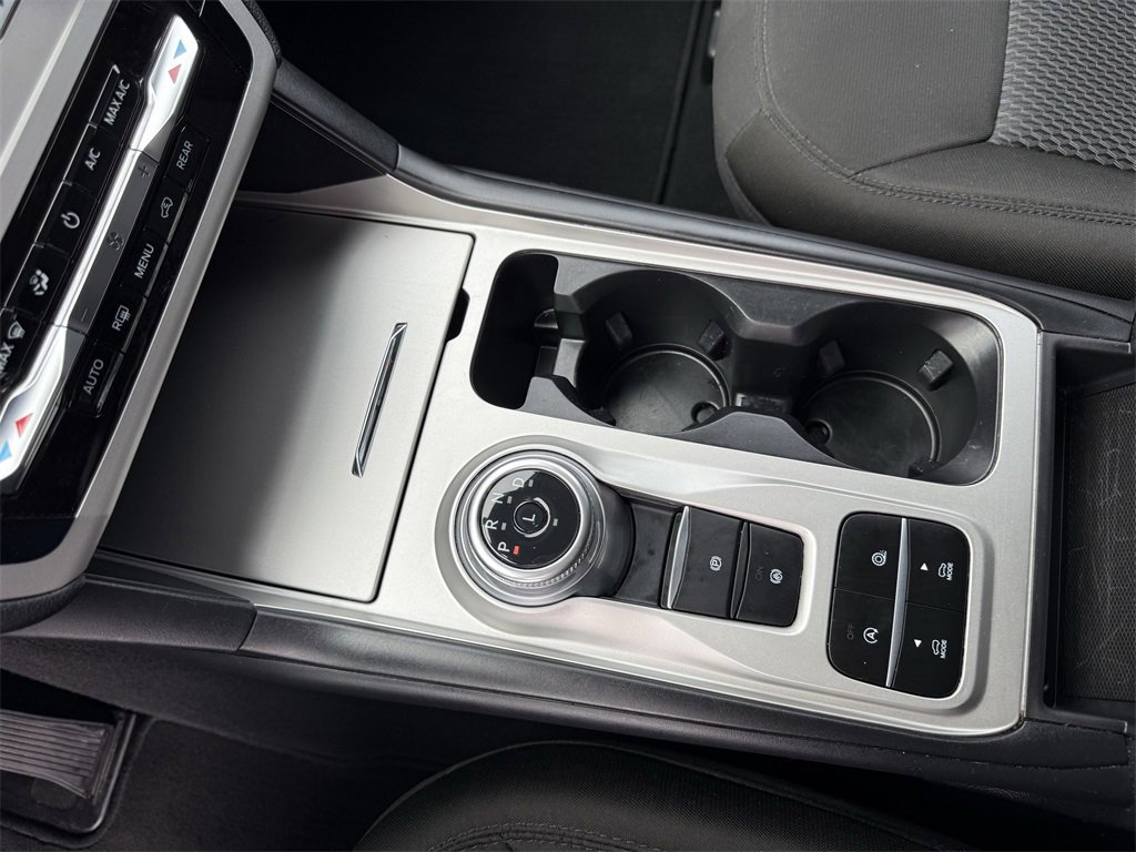 Certified 2024 Ford Explorer XLT image 30