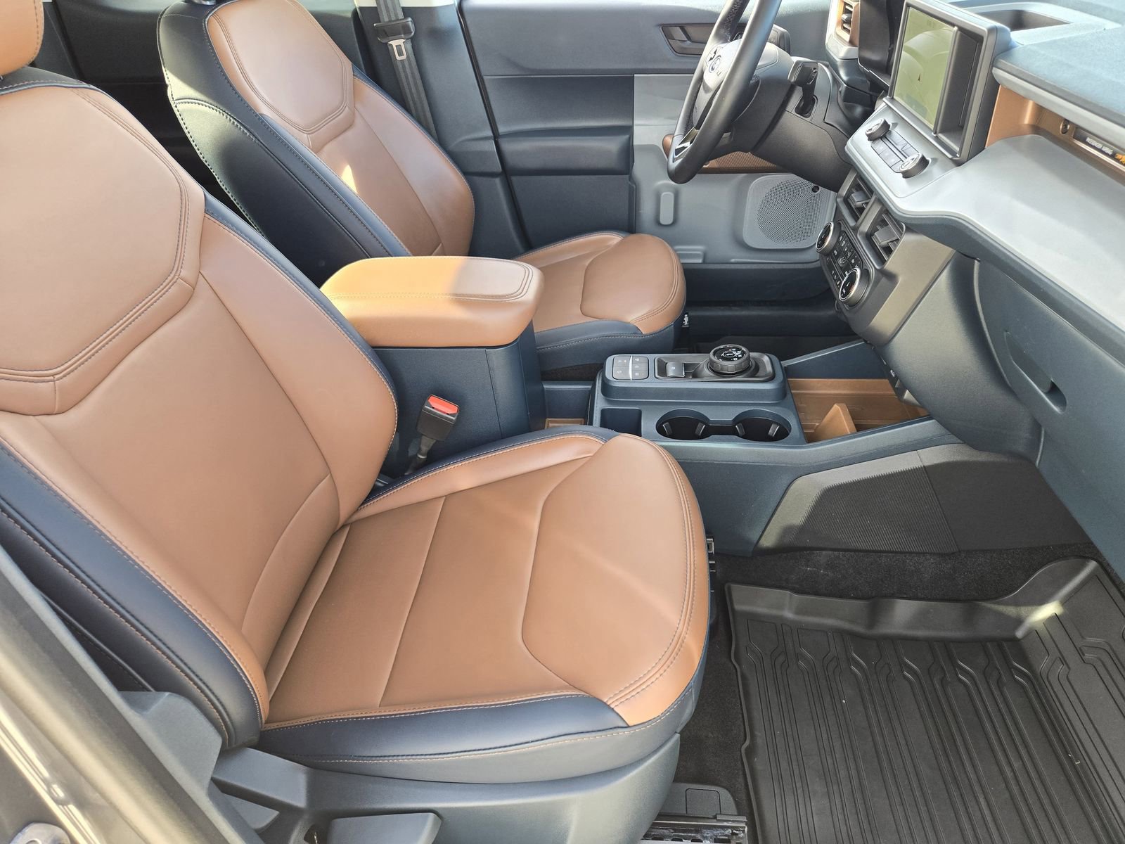 Certified 2024 Ford Maverick Lariat w/ FX4 Off-Road Package image 16