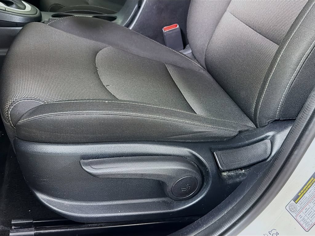 Used 2024 Kia Forte LXS FWD image 23