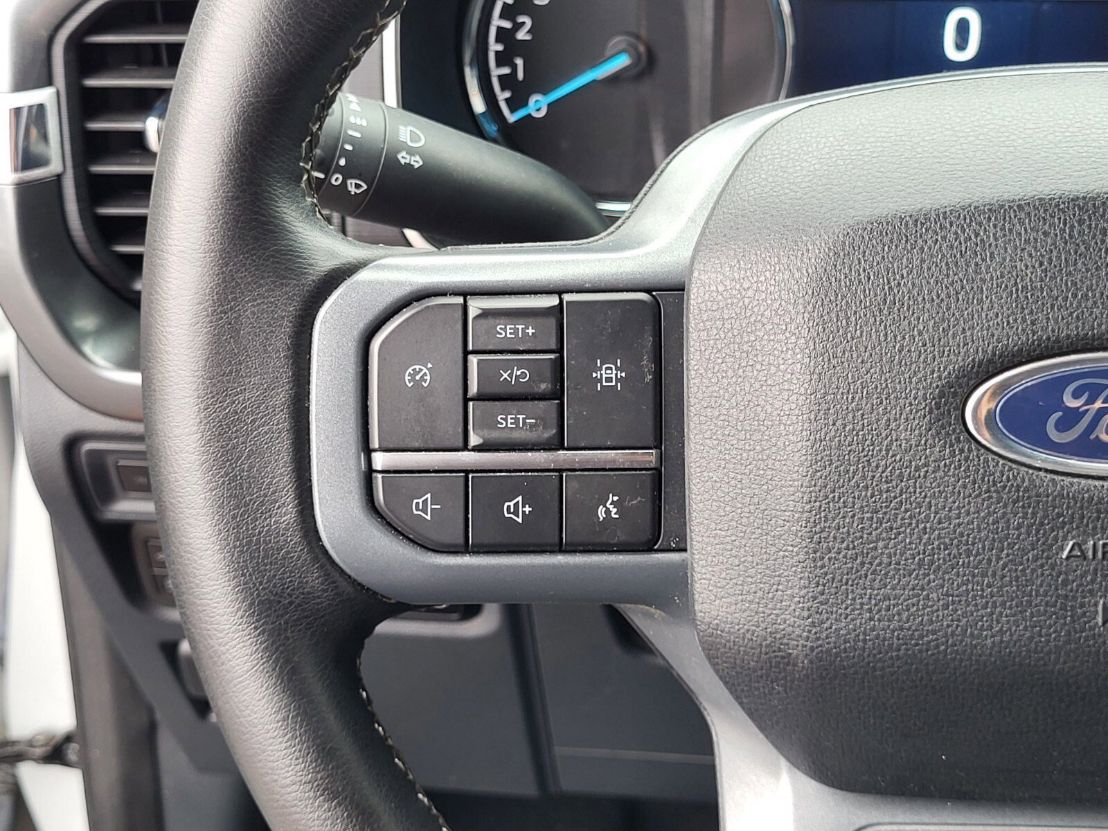 Certified 2023 Ford F150 XLT w/ Equipment Group 302A High image 28