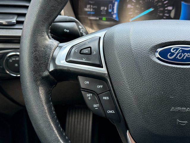 Certified 2018 Ford Fusion SE w/ Equipment Group 601A FWD image 18