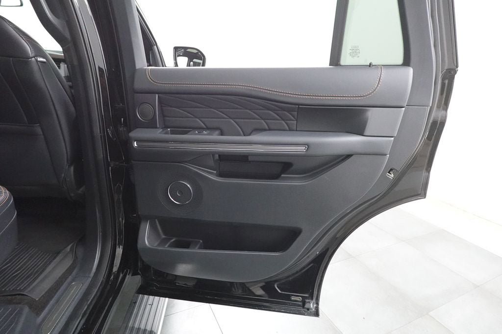 Certified 2023 Ford Expedition Platinum AWD/4WD image 30