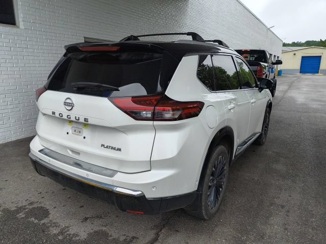 Used 2025 Nissan Rogue Platinum w/ Platinum Premium Package FWD image 9