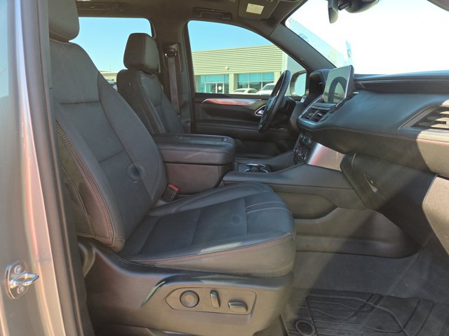 Used 2023 Chevrolet Tahoe RST w/ Luxury Package RWD image 17