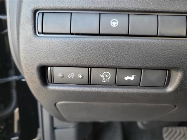 Used 2026 Nissan Rogue SV image 21