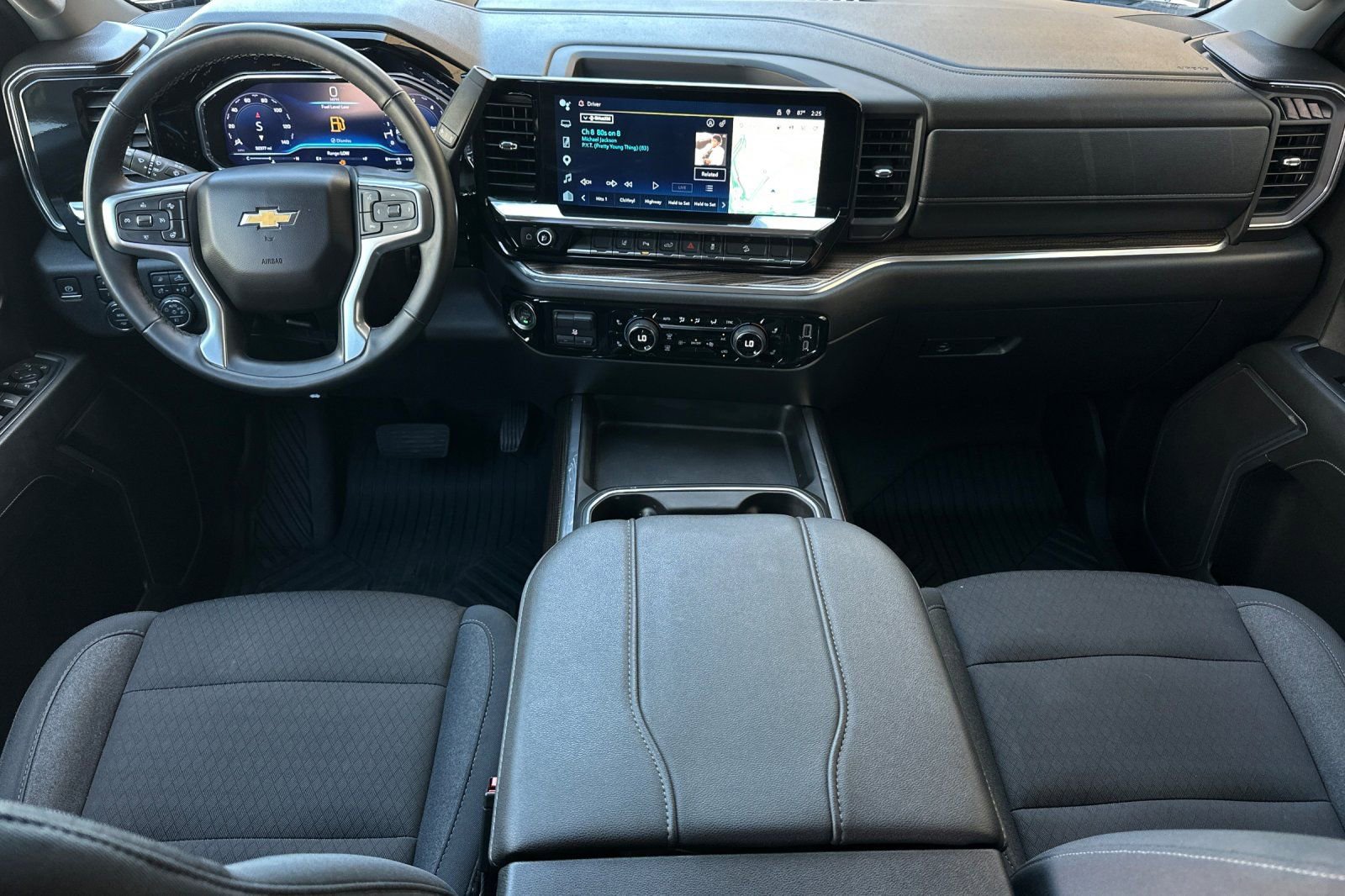 Used 2025 Chevrolet Silverado 2500 LT w/ Texas Edition AWD/4WD image 12