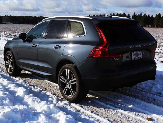 Used 2021 Volvo XC60 T5 Momentum w/ Advanced Package image 4