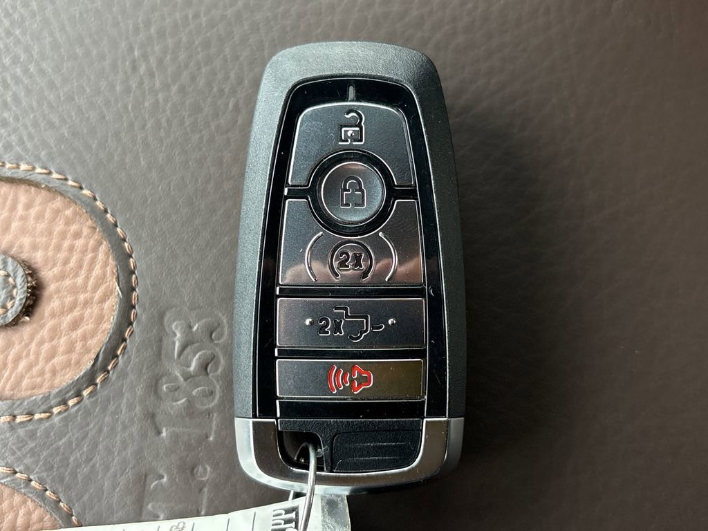 Certified 2025 Ford F250 King Ranch w/ Chrome Package image 34