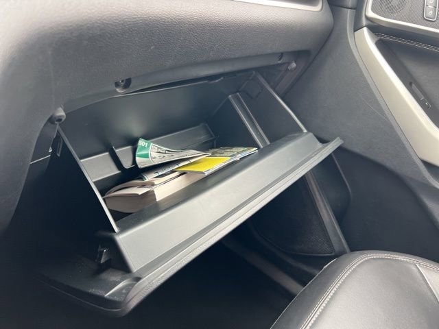 Certified 2022 Ford Explorer XLT w/ Equipment Group 202A image 19