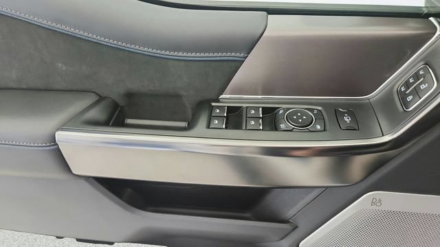 Certified 2026 Ford F350 Platinum AWD/4WD image 20