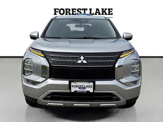 Used 2022 Mitsubishi Outlander SE AWD/4WD image 2