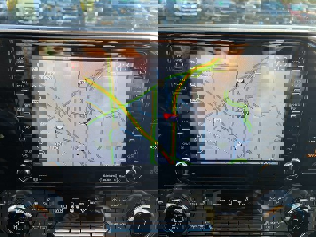 Used 2022 Toyota Highlander XLE image 24