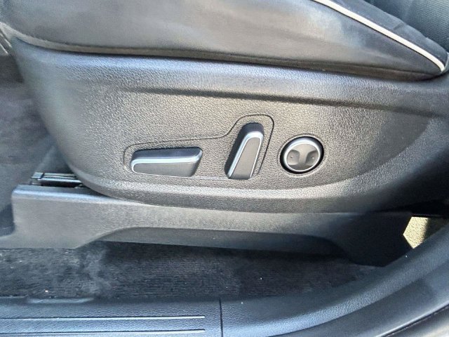 Used 2025 Hyundai Palisade SEL FWD image 17