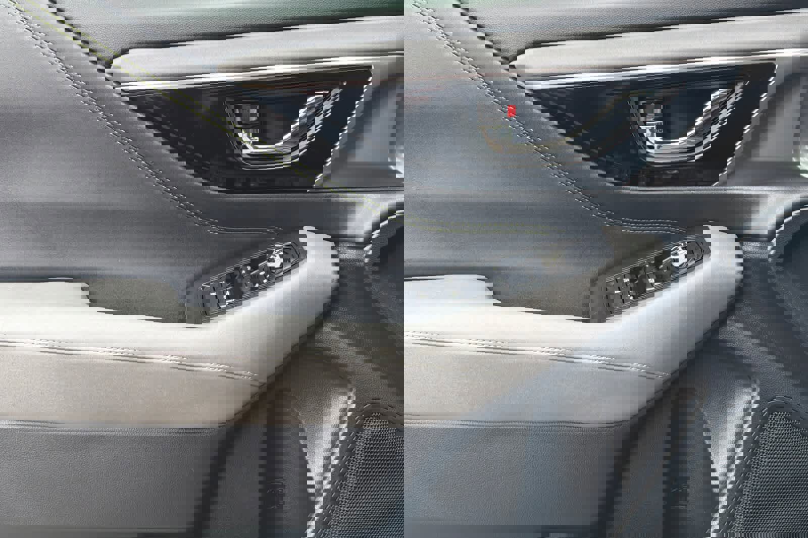 Used 2025 Subaru Outback Onyx Edition XT image 12