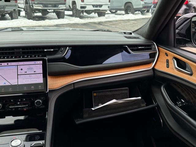 Used 2022 Jeep Grand Cherokee L Summit image 44