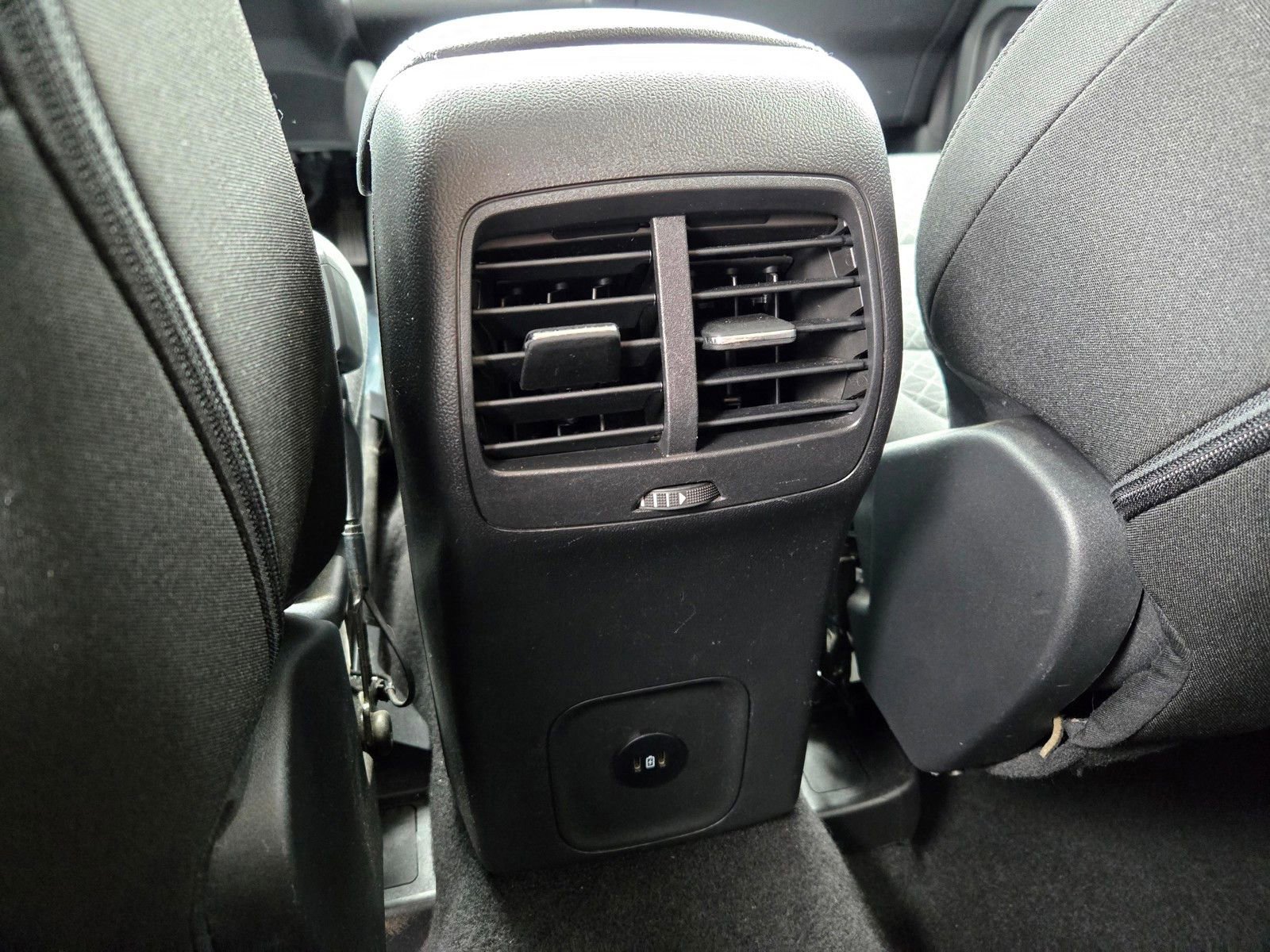 Certified 2024 Ford Escape Active FWD image 13