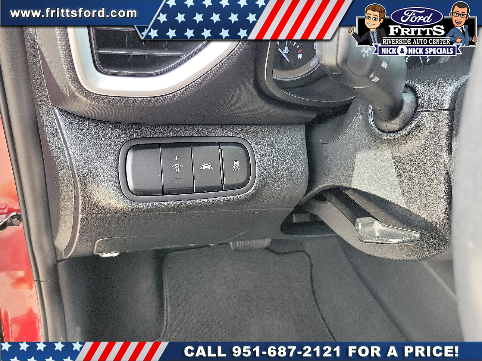 Used 2022 Hyundai Venue SEL w/ Cargo Package FWD image 11