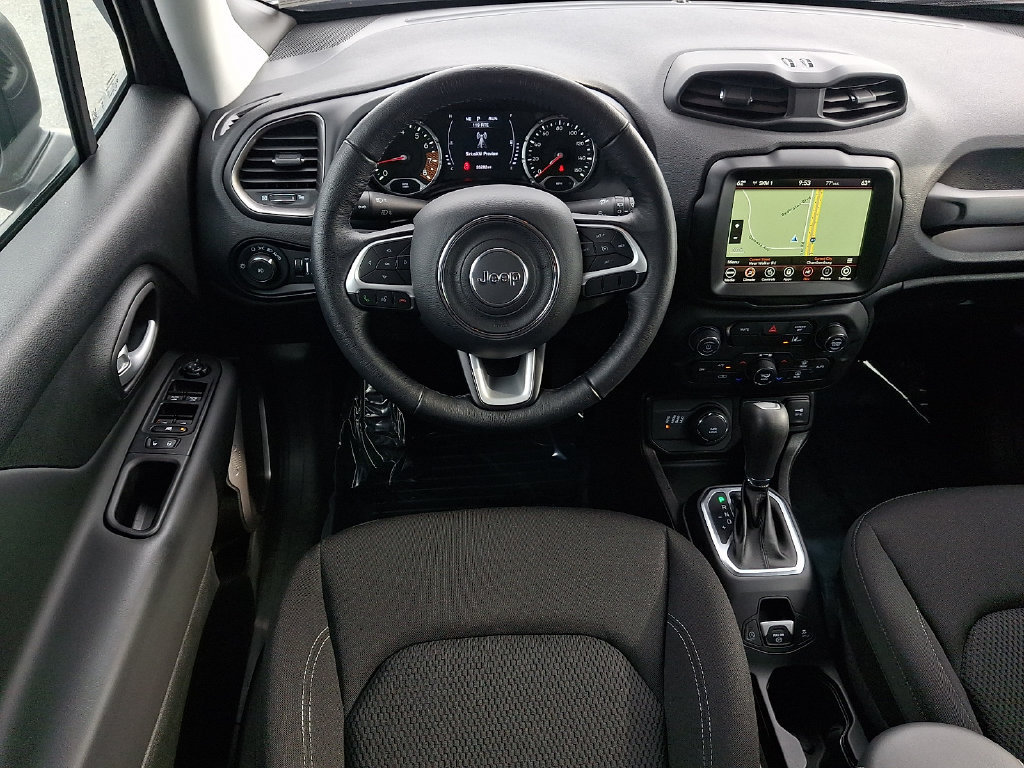 Used 2023 Jeep Renegade Latitude w/ Premium Group AWD/4WD image 11