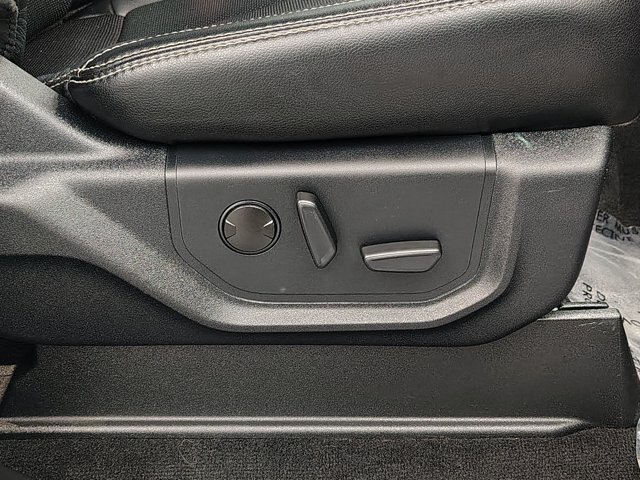Certified 2020 Ford F350 Lariat AWD/4WD image 30