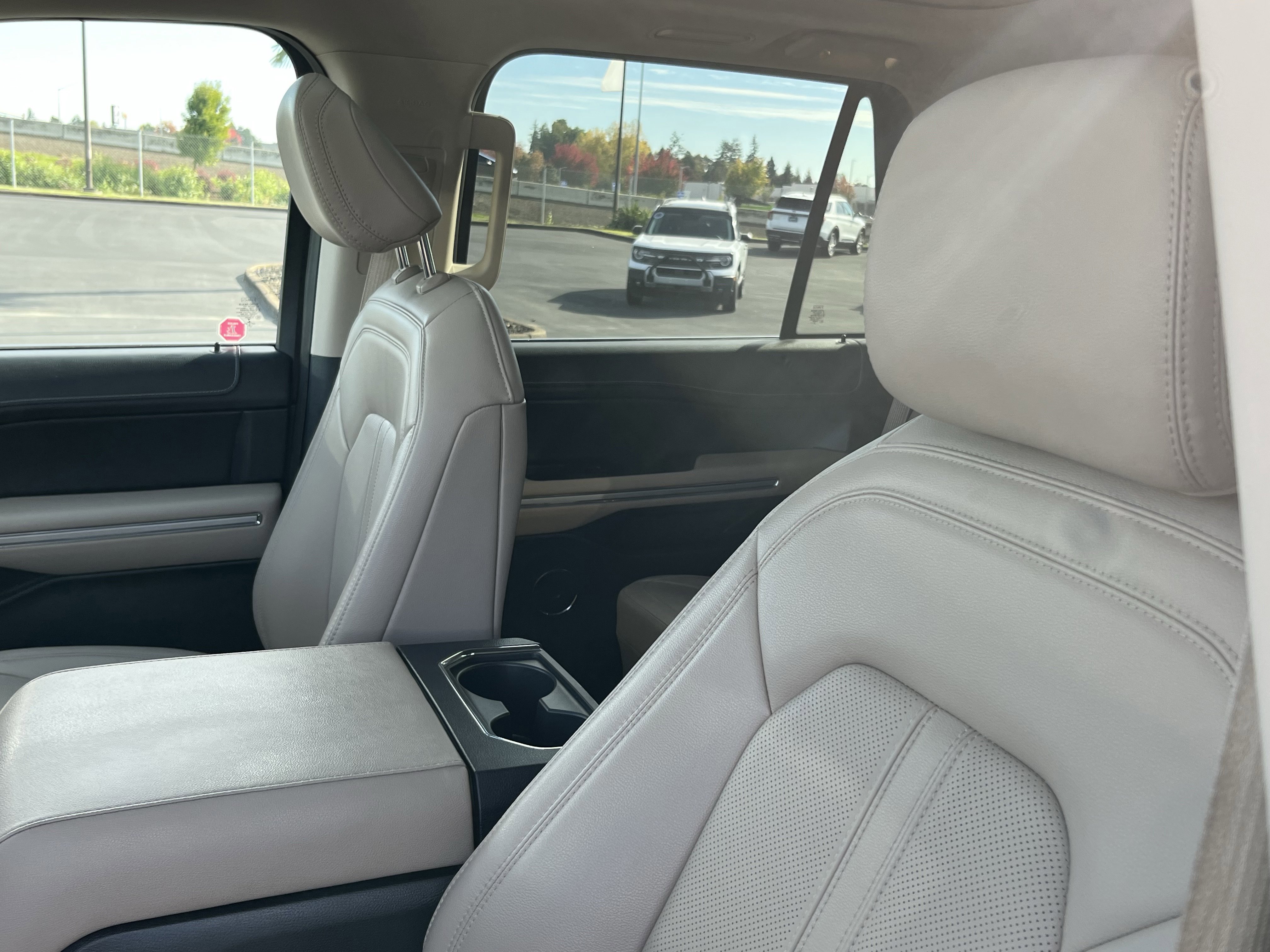 Certified 2022 Ford Expedition Limited w/ Equipment Group 302A image 14