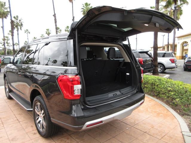 Certified 2023 Ford Expedition XLT image 6