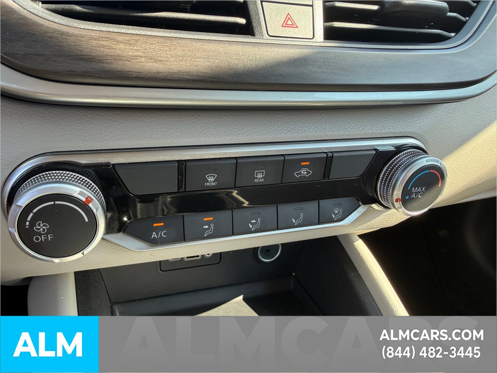 Used 2025 Nissan Altima 2.5 SV FWD image 15