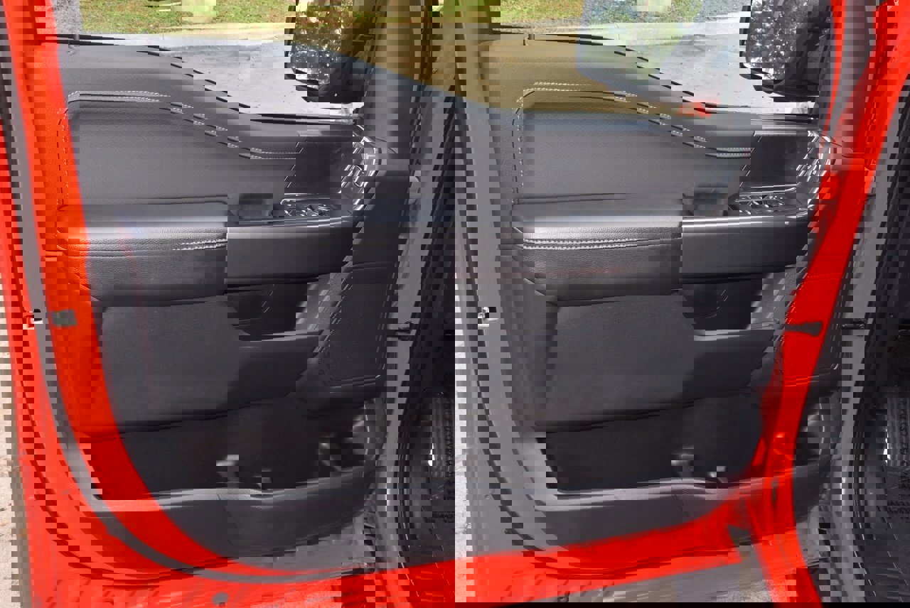 Certified 2022 Ford F150 XLT w/ Equipment Group 302A High image 37