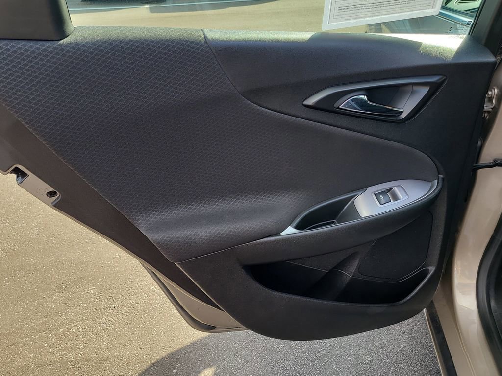 Used 2024 Chevrolet Malibu LT image 8