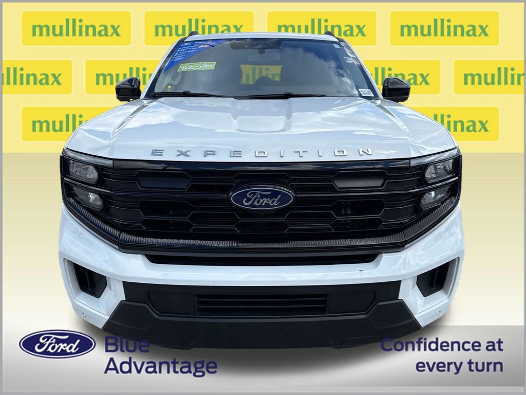 Certified 2025 Ford Expedition Active RWD image 11