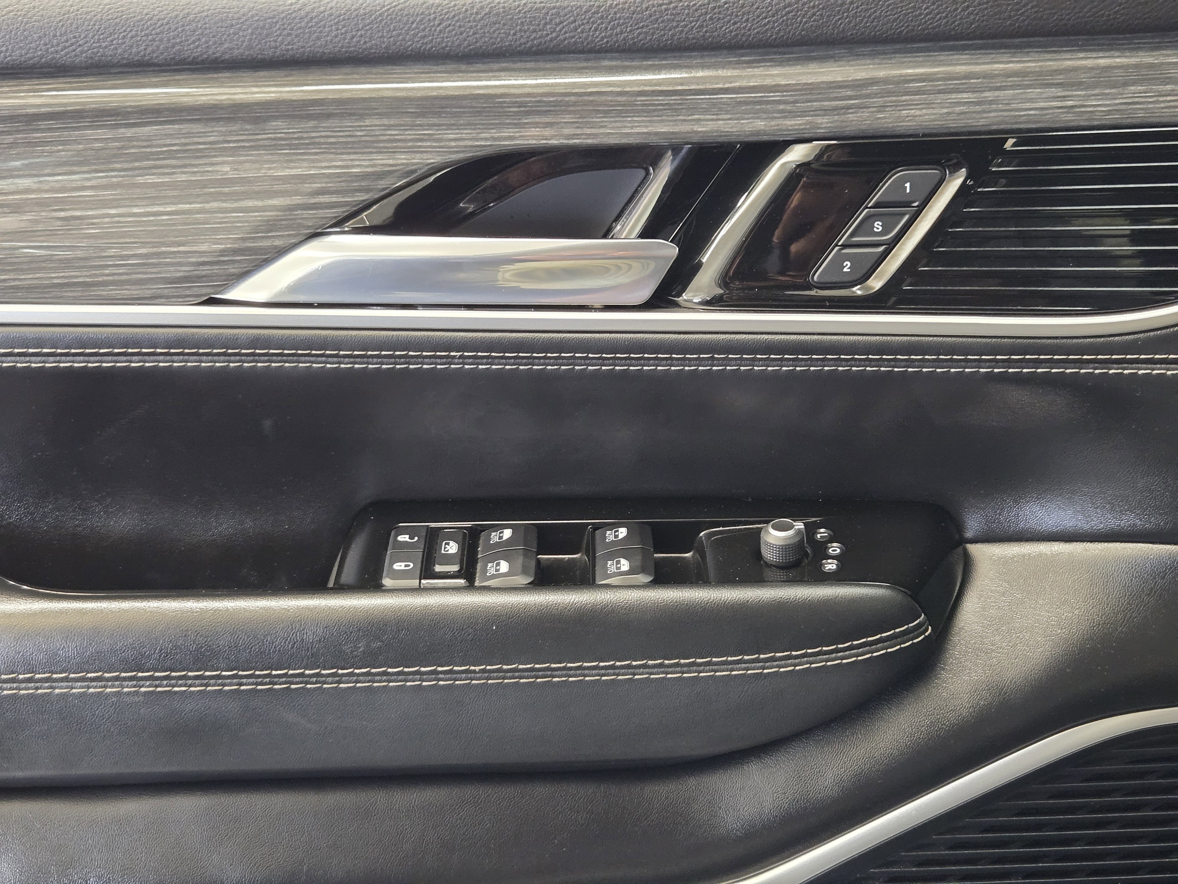 Used 2022 Jeep Wagoneer Series II image 22