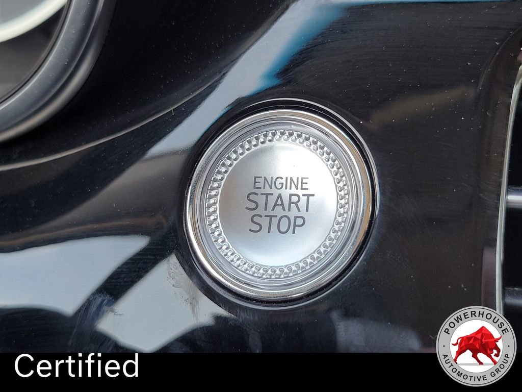 Used 2025 Genesis G70 2.5T image 34