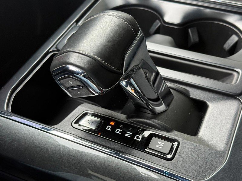 Certified 2022 Ford F150 XLT w/ Equipment Group 302A High image 26