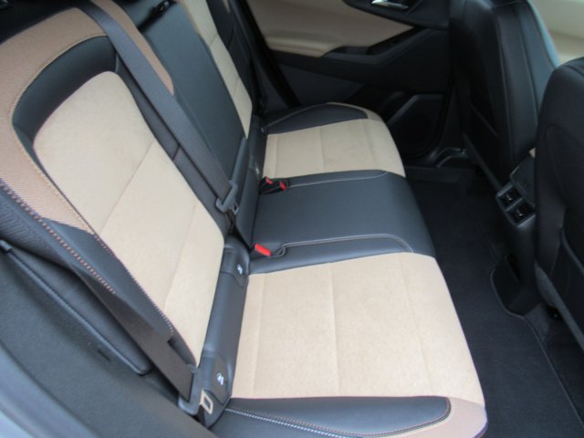 Used 2026 Chevrolet Equinox ACTIV w/ Safety and Technology Package AWD/4WD image 23